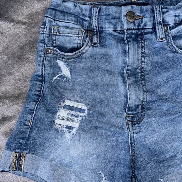 High Rise Stretchy Shorts - Picture 2 of 7